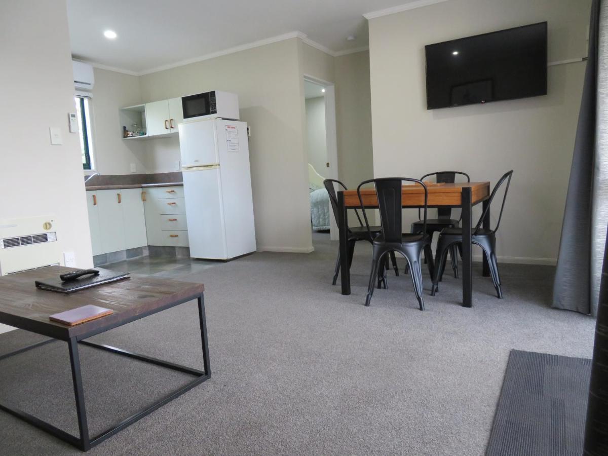 Commodore Court Motel Blenheim Esterno foto
