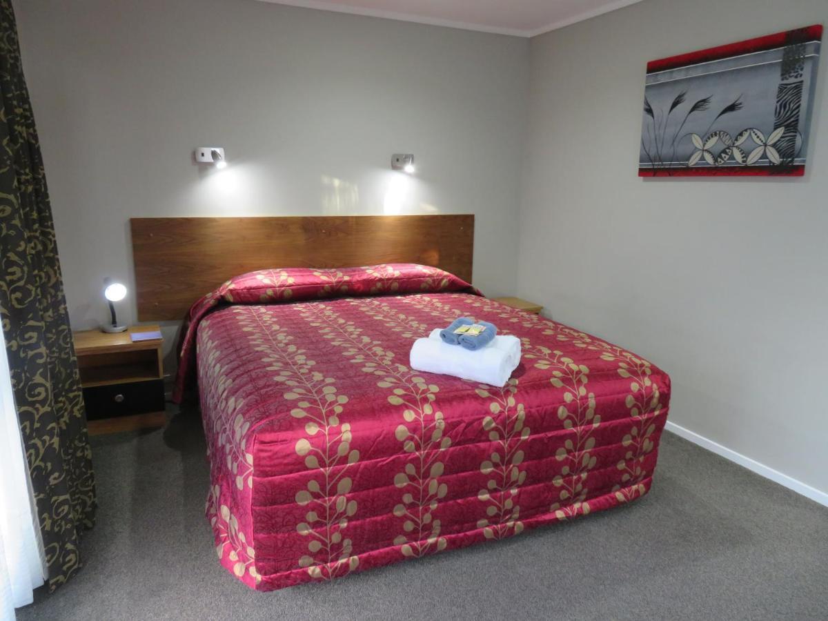 Commodore Court Motel Blenheim Esterno foto
