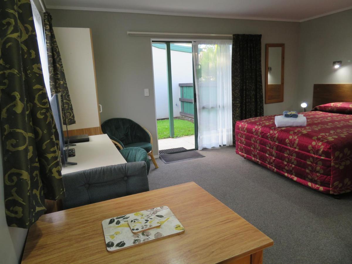 Commodore Court Motel Blenheim Esterno foto