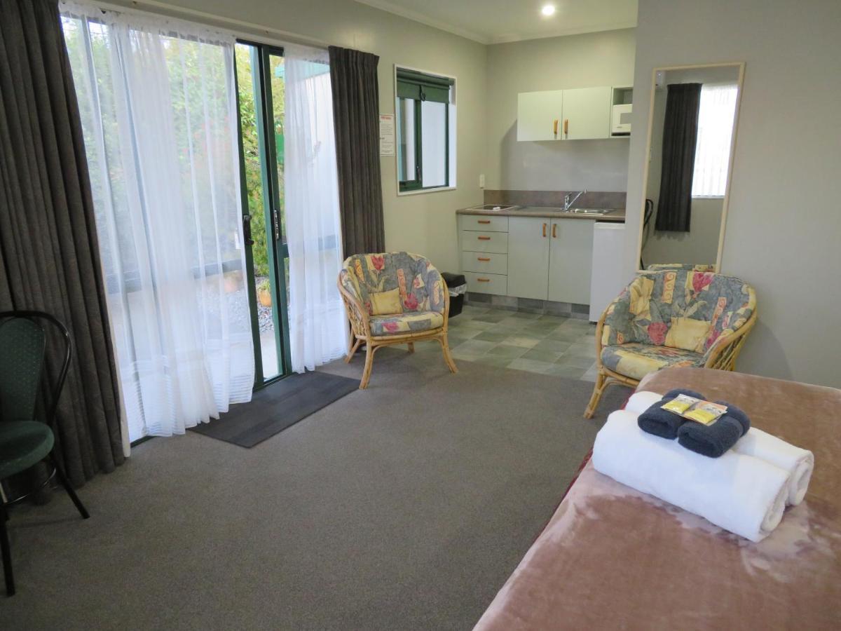 Commodore Court Motel Blenheim Esterno foto