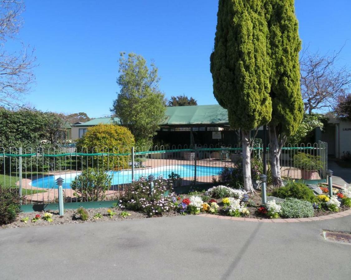 Commodore Court Motel Blenheim Esterno foto